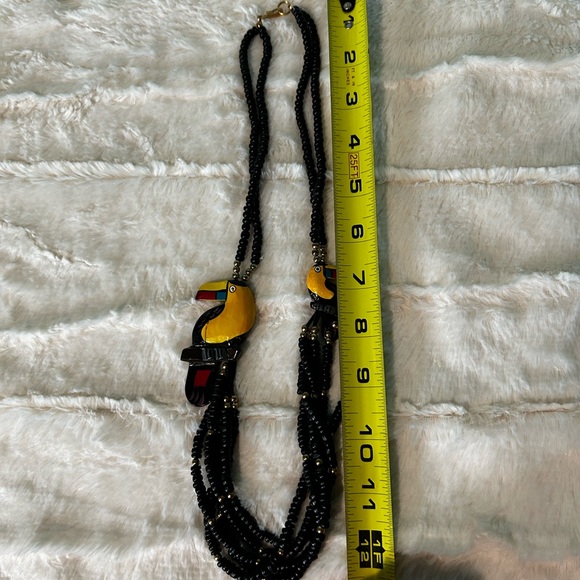 Vintage wooden beads and handpainted bird necklace ..hook clasp - Picture 5 of 6